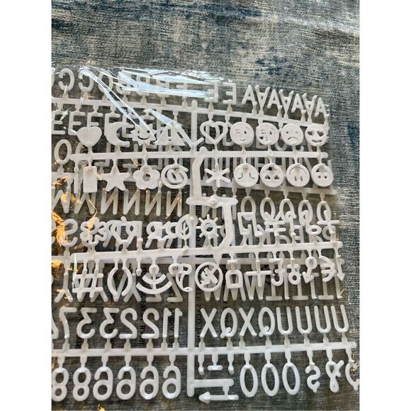 Felt Letter Board Sign 10 x 10 - Picture 4 of 5